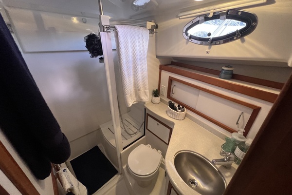 Last One 37ft Back Cove Yacht For Sale