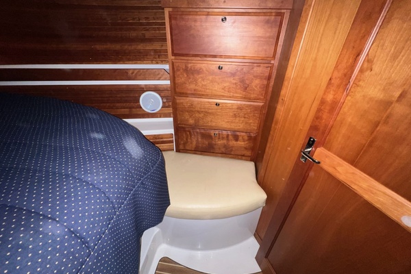 Last One 37ft Back Cove Yacht For Sale