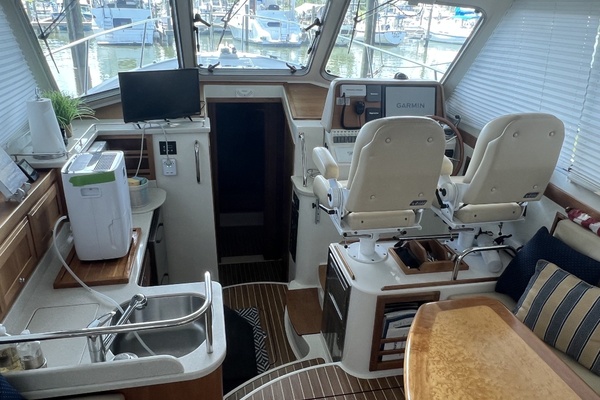 Last One 37ft Back Cove Yacht For Sale