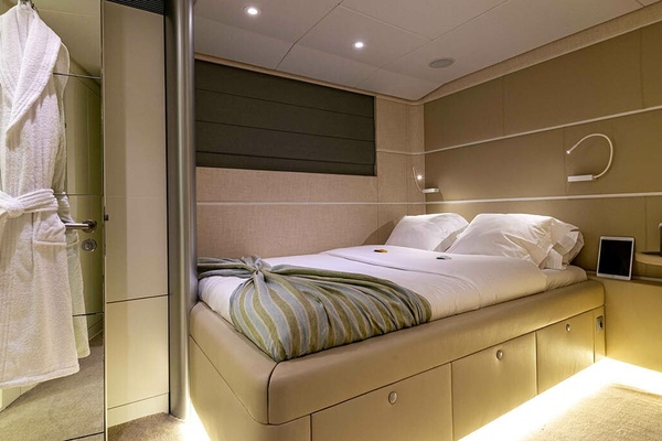 UNEXPECTED 123ft Heesen Yachts Yacht For Sale