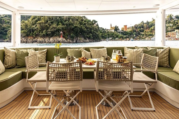 UNEXPECTED 123ft Heesen Yachts Yacht For Sale