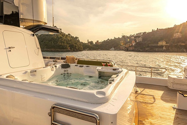 UNEXPECTED 123ft Heesen Yachts Yacht For Sale