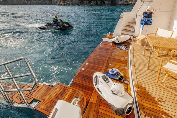 UNEXPECTED 123ft Heesen Yachts Yacht For Sale