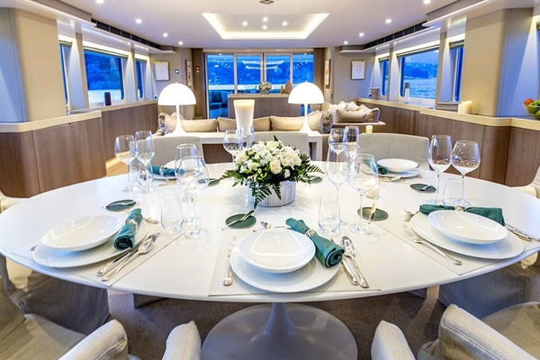 UNEXPECTED 123ft Heesen Yachts Yacht For Sale