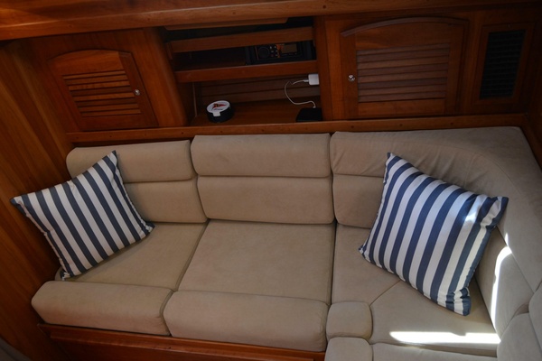 Serene 34ft Sabre Yacht For Sale