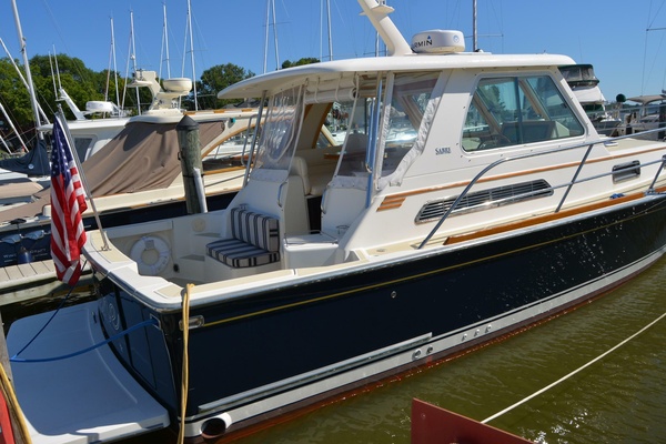 Serene 34ft Sabre Yacht For Sale