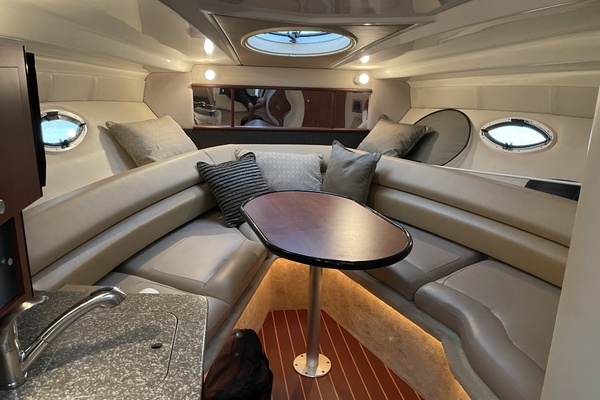 Trailer included 28ft Monterey Yacht For Sale