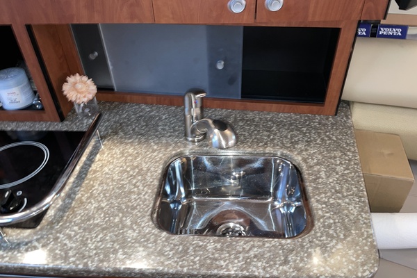Trailer included 28ft Monterey Yacht For Sale