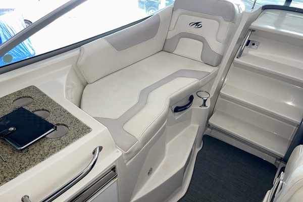 Trailer included 28ft Monterey Yacht For Sale