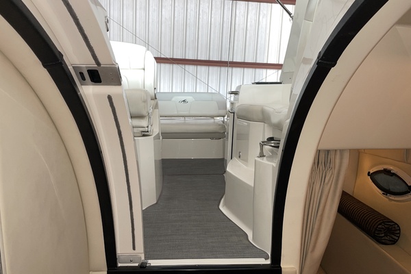 Trailer included 28ft Monterey Yacht For Sale