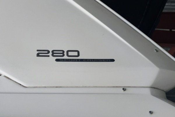 Trailer included 28ft Monterey Yacht For Sale