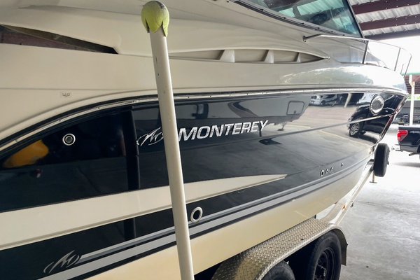 Trailer included 28ft Monterey Yacht For Sale