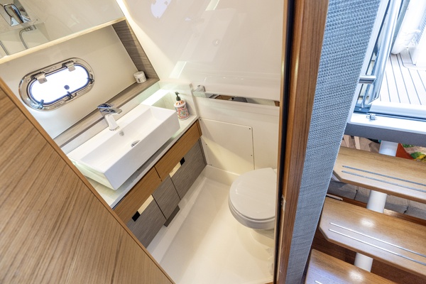 43ft Tiara Sport Yacht For Sale