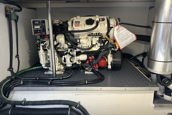 Out of the Blue 40ft Formula Yacht For Sale