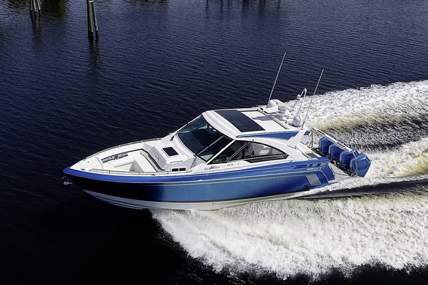 Formula 400 Super Sport Crossover Yacht For Sale