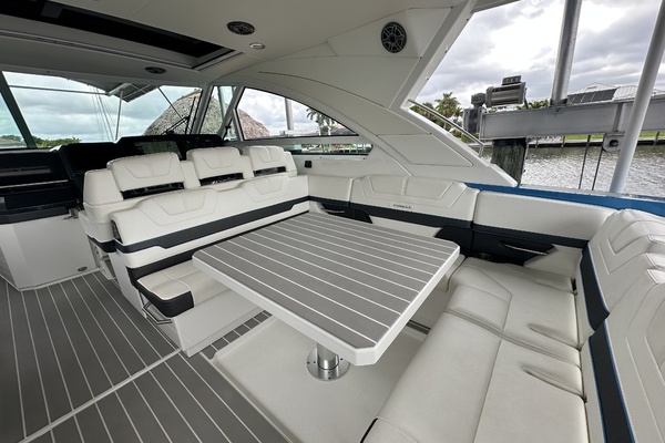 Out of the Blue 40ft Formula Yacht For Sale