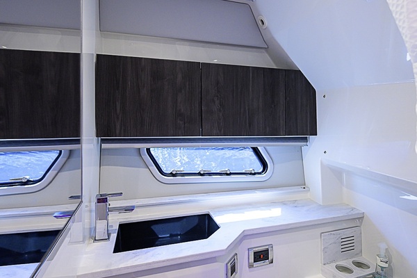 Out of the Blue 40ft Formula Yacht For Sale