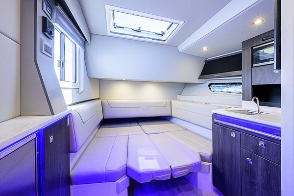 Out of the Blue 40ft Formula Yacht For Sale