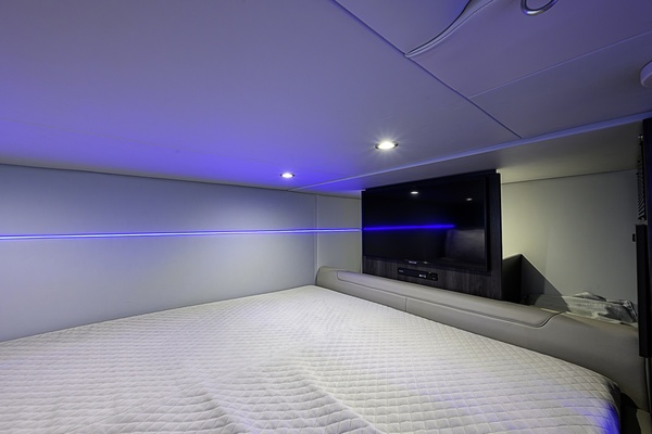 Out of the Blue 40ft Formula Yacht For Sale