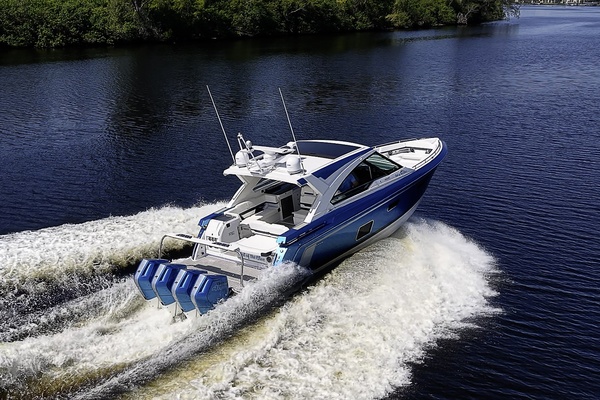 Out of the Blue 40ft Formula Yacht For Sale