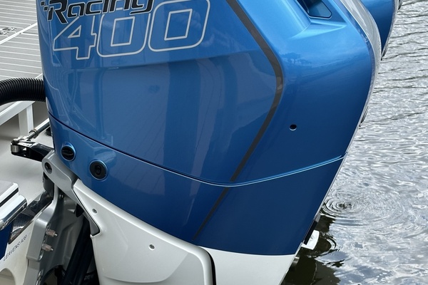 Out of the Blue 40ft Formula Yacht For Sale