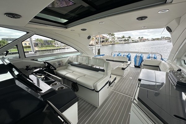 Out of the Blue 40ft Formula Yacht For Sale