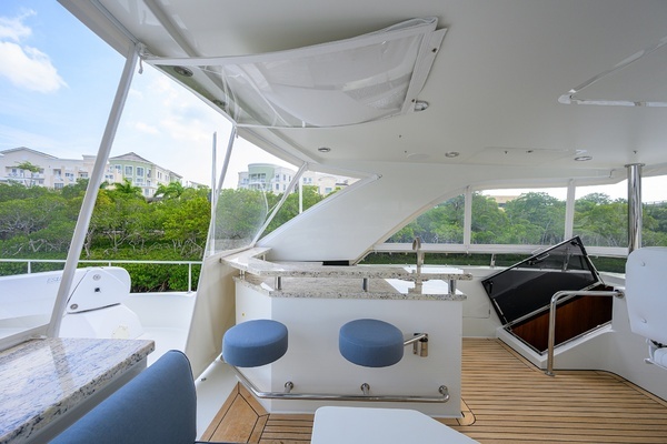 2016 Ocean Alexander 72