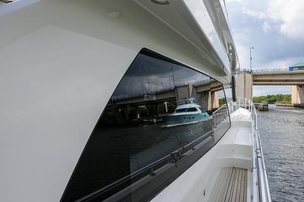2016 Ocean Alexander 72