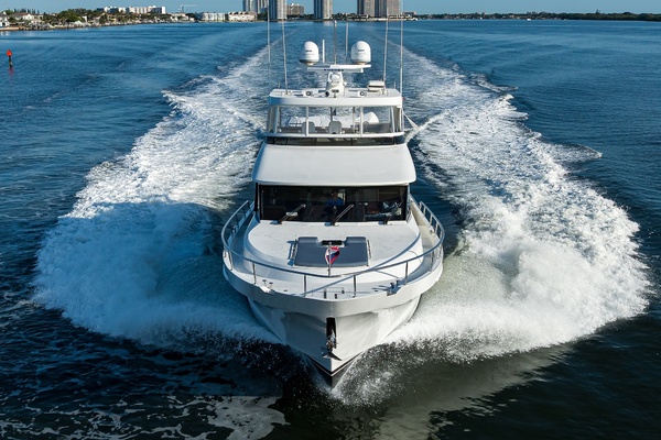ESCAPE 72ft Ocean Alexander Yacht For Sale