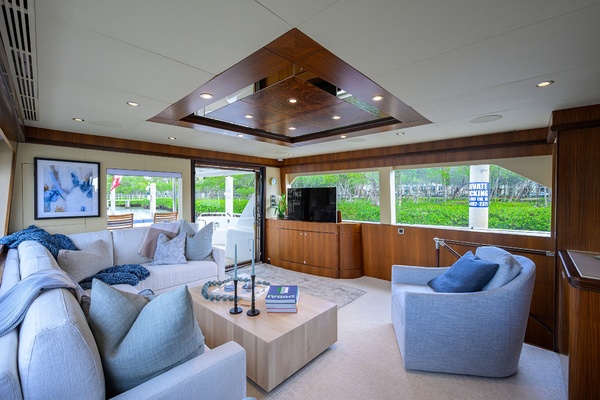 ESCAPE 72ft Ocean Alexander Yacht For Sale