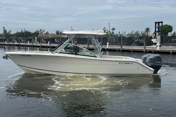 28ft Cobia Yacht For Sale