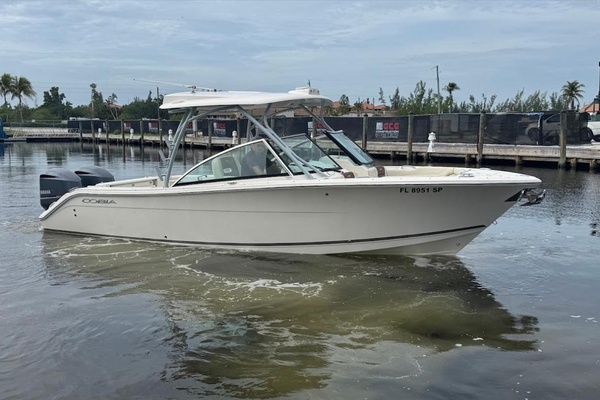 28ft Cobia Yacht For Sale