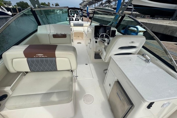 28ft Cobia Yacht For Sale