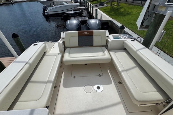28ft Cobia Yacht For Sale