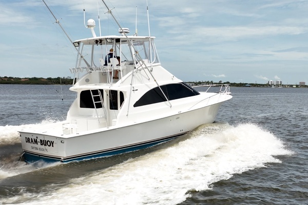 2000 Ocean Yachts 43