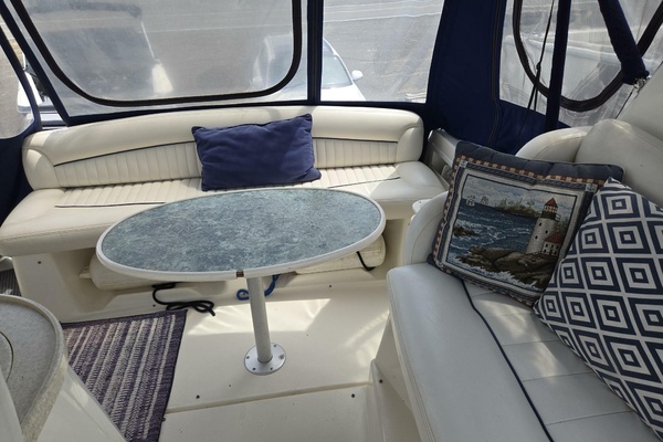 NAN SEA 33ft Rinker Yacht For Sale