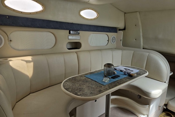 NAN SEA 33ft Rinker Yacht For Sale
