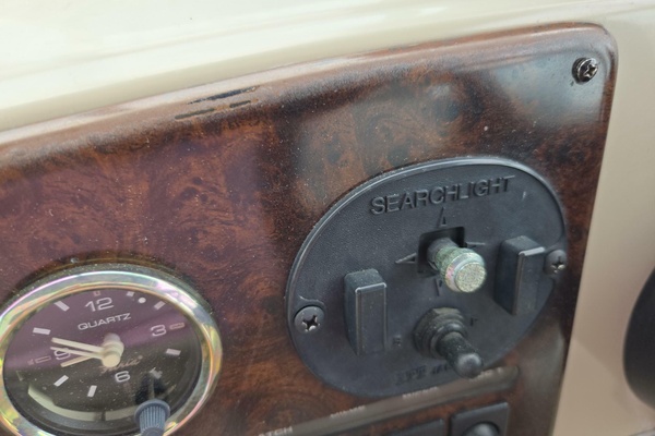 NAN SEA 33ft Rinker Yacht For Sale