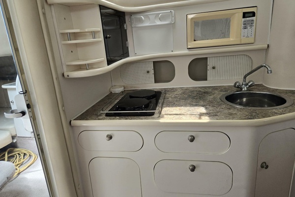 NAN SEA 33ft Rinker Yacht For Sale