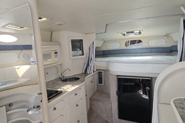 NAN SEA 33ft Rinker Yacht For Sale