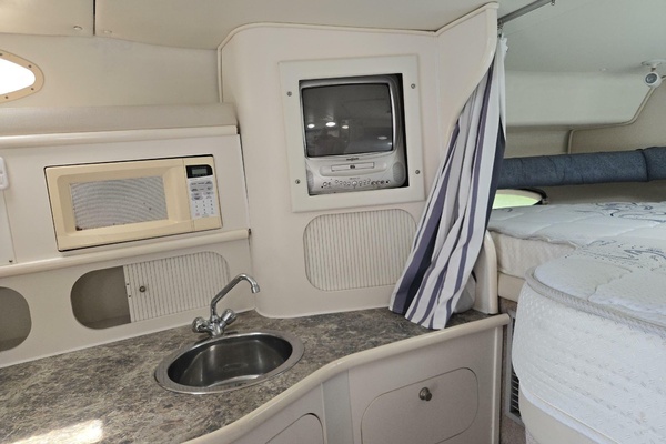 NAN SEA 33ft Rinker Yacht For Sale