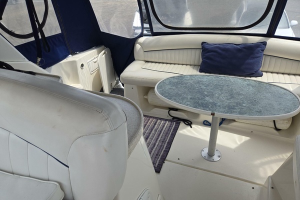 NAN SEA 33ft Rinker Yacht For Sale
