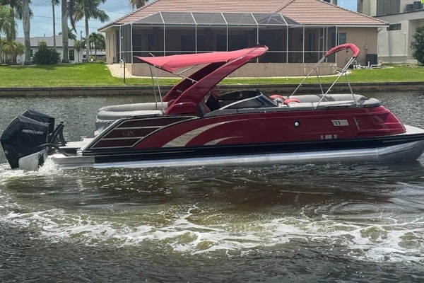 27ft Bennington Yacht For Sale