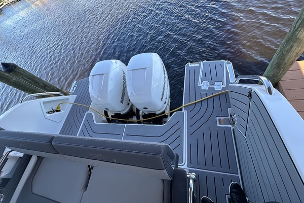 32ft Galeon Yacht For Sale