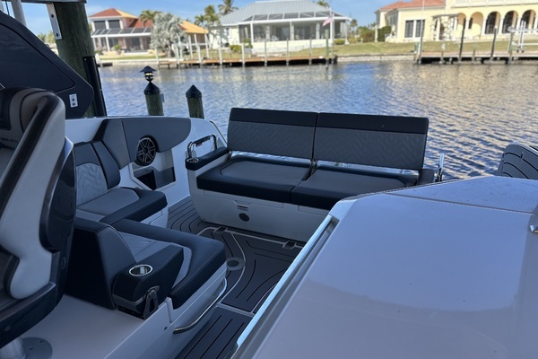 2022 Galeon 32