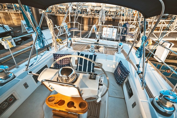 FREE RANGE 54ft Hylas Yacht For Sale