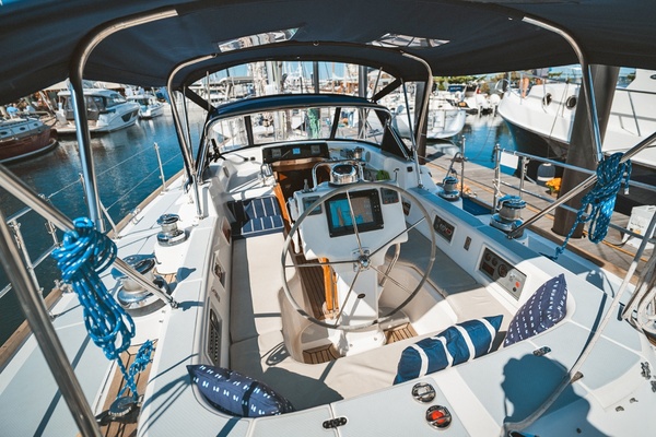FREE RANGE 54ft Hylas Yacht For Sale
