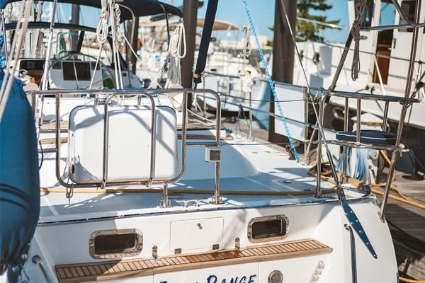 Hylas 54 Yacht For Sale