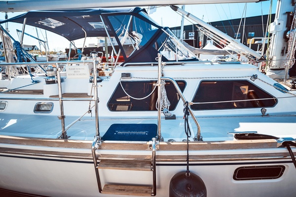 FREE RANGE 54ft Hylas Yacht For Sale