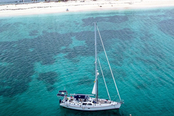 FREE RANGE 54ft Hylas Yacht For Sale